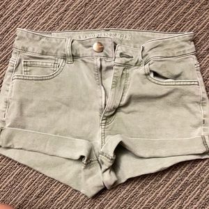 AMERICAN EAGLE JEAN SHORT GREEN SIZE 8
